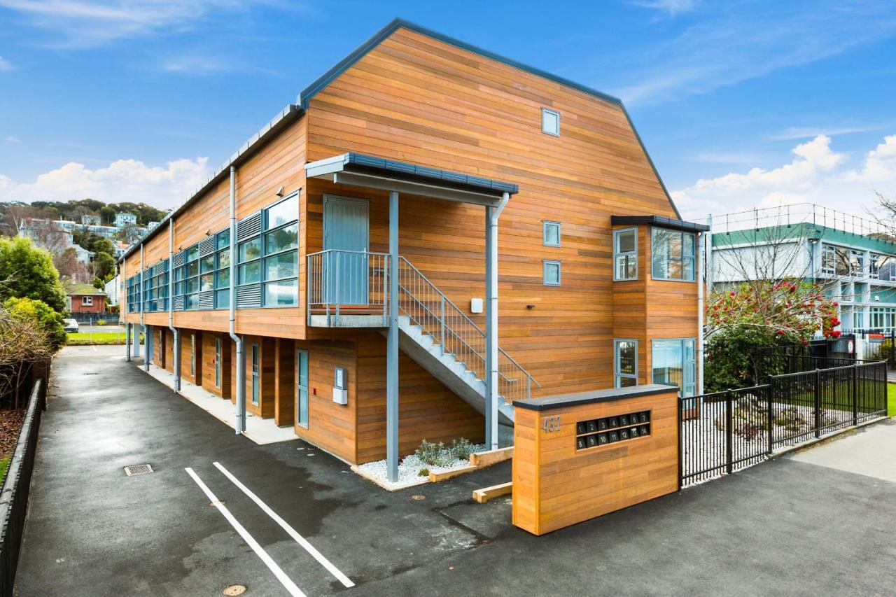 Central Cedar Apartments Dunedin Exterior photo